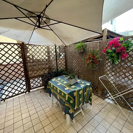 La Perla Apartment *